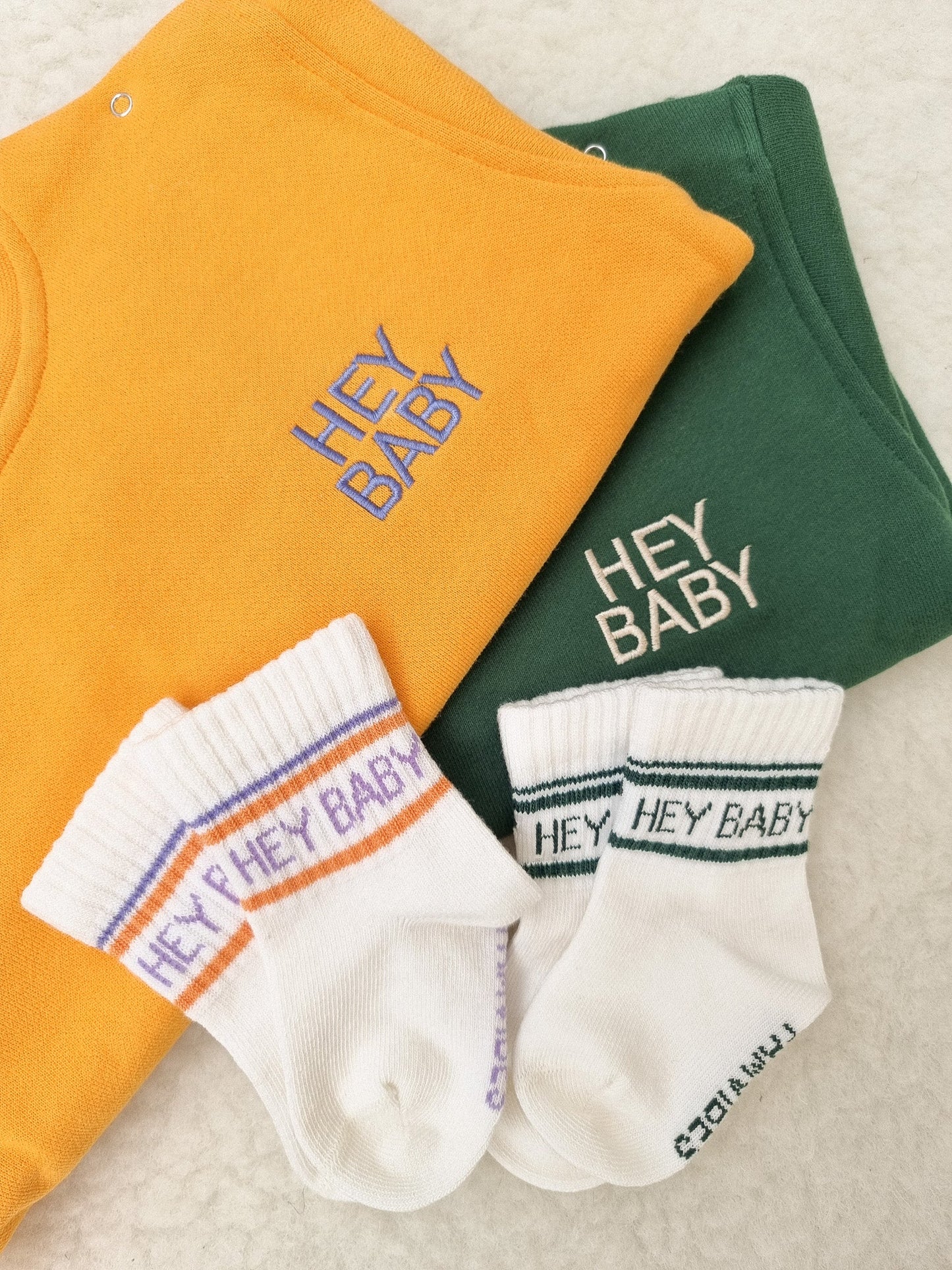 Sweatshirt HEY BABY 'Pinewoodgreen' - The Little One • Family.Concept.Store.