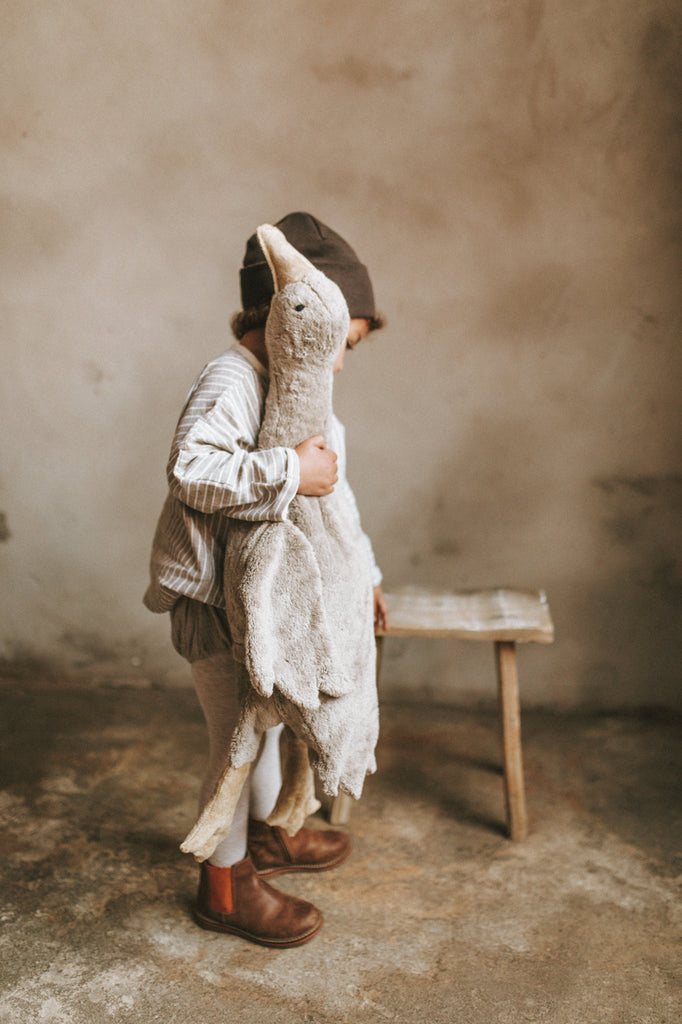 Cuddly toy goose