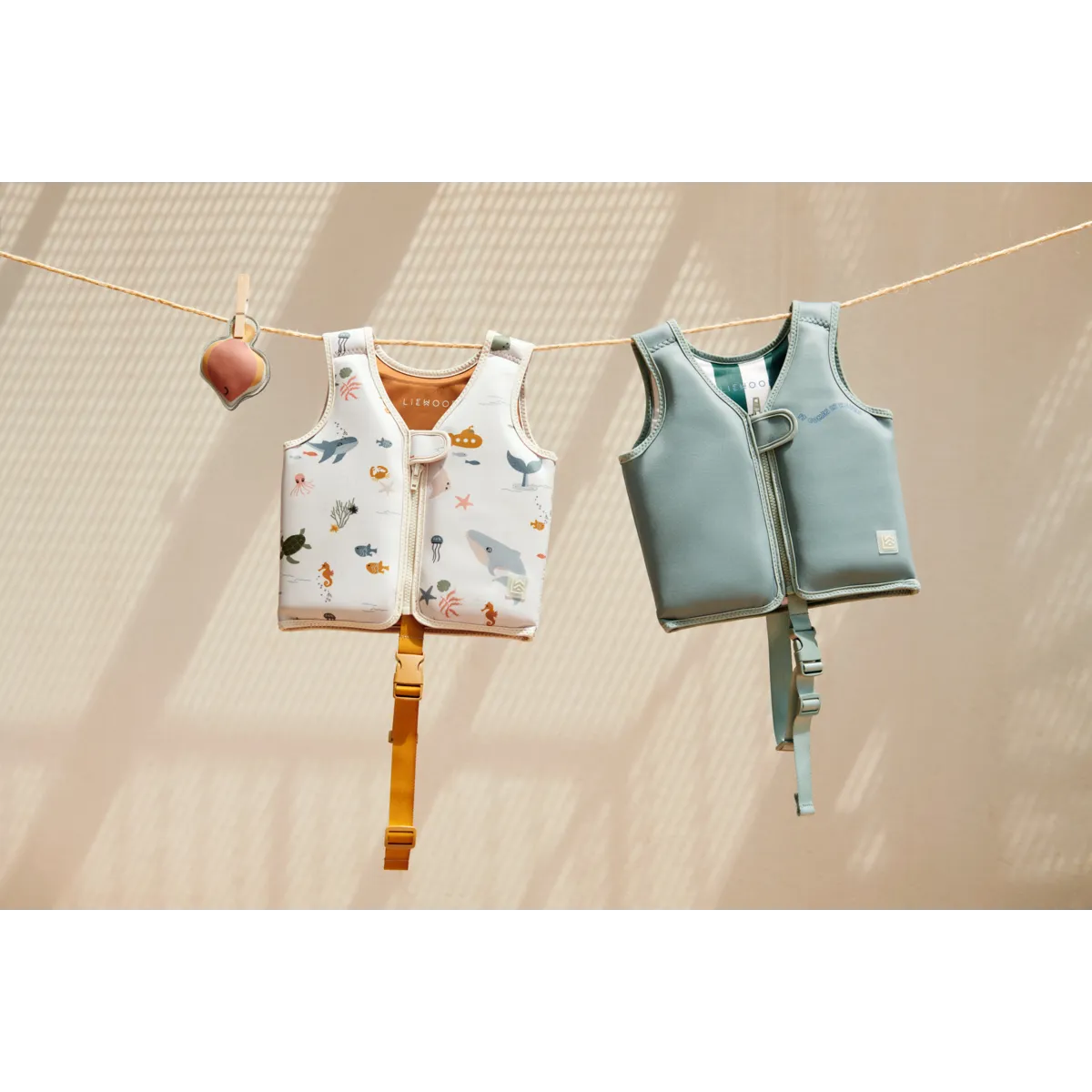 Schwimmweste Dove 'Sea Creature/Sandy' - The Little One • Family.Concept.Store.