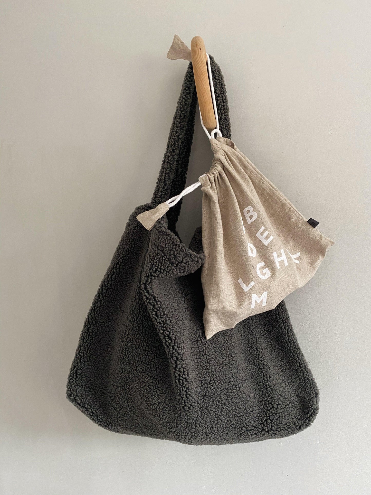 Mom Bag Teddy 'Dark Grey' - The Little One • Family.Concept.Store.