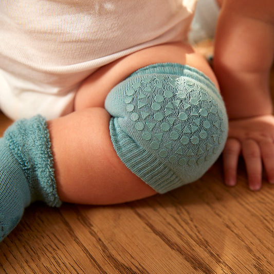 Rutschfeste Knieschoner 'Dusty Blue' - The Little One • Family.Concept.Store.