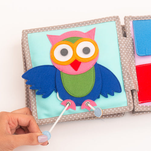 Quiet Book 'Peek a Boo'