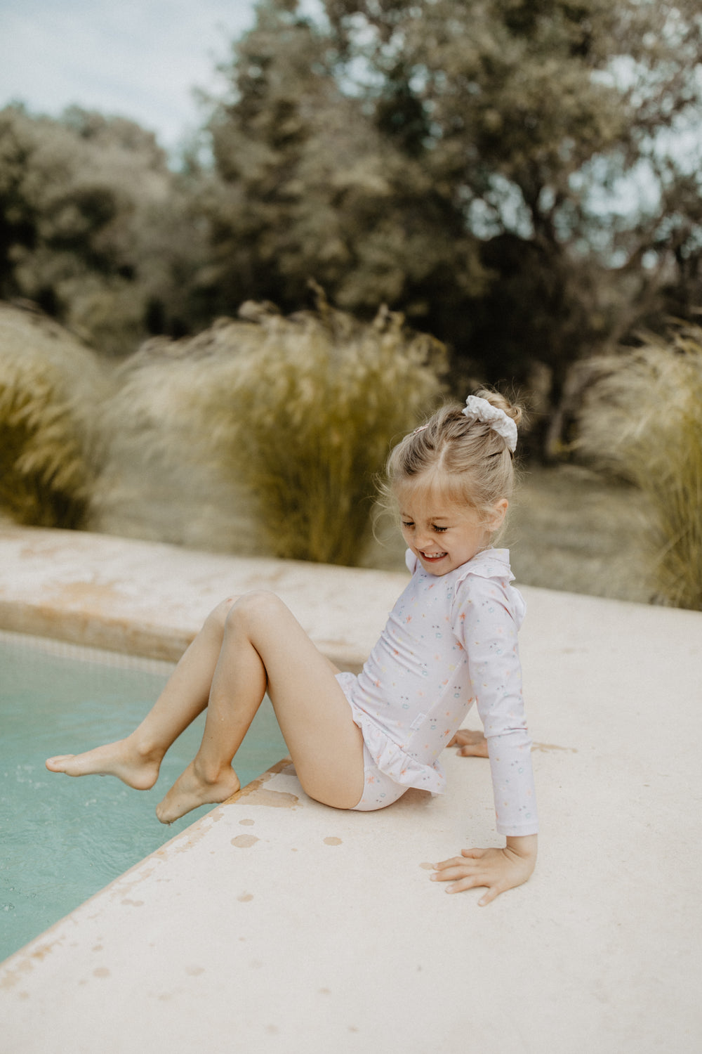 Langarm-Badeanzug 'Lavender Flowers'