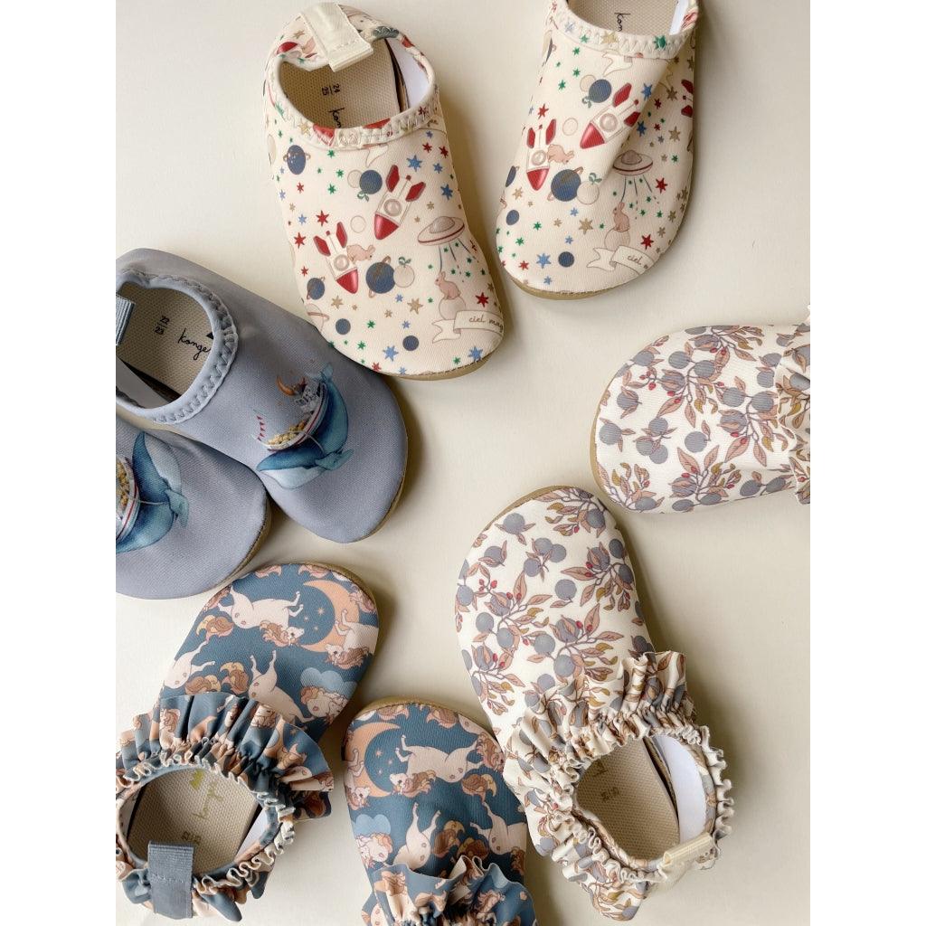 Aster Swim-Shoes 'Ciel Magique Bleu' - The Little One • Family.Concept.Store. 