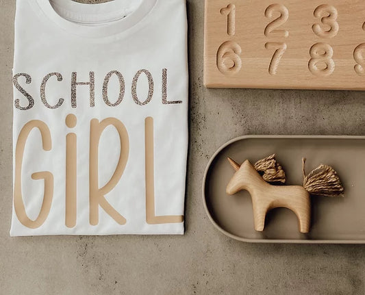 T-Shirt 'School Girl' - The Little One • Family.Concept.Store. 