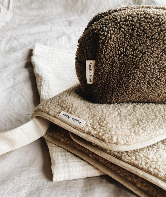 Wickelunterlage Teddy 'Ecru' - The Little One • Family.Concept.Store.