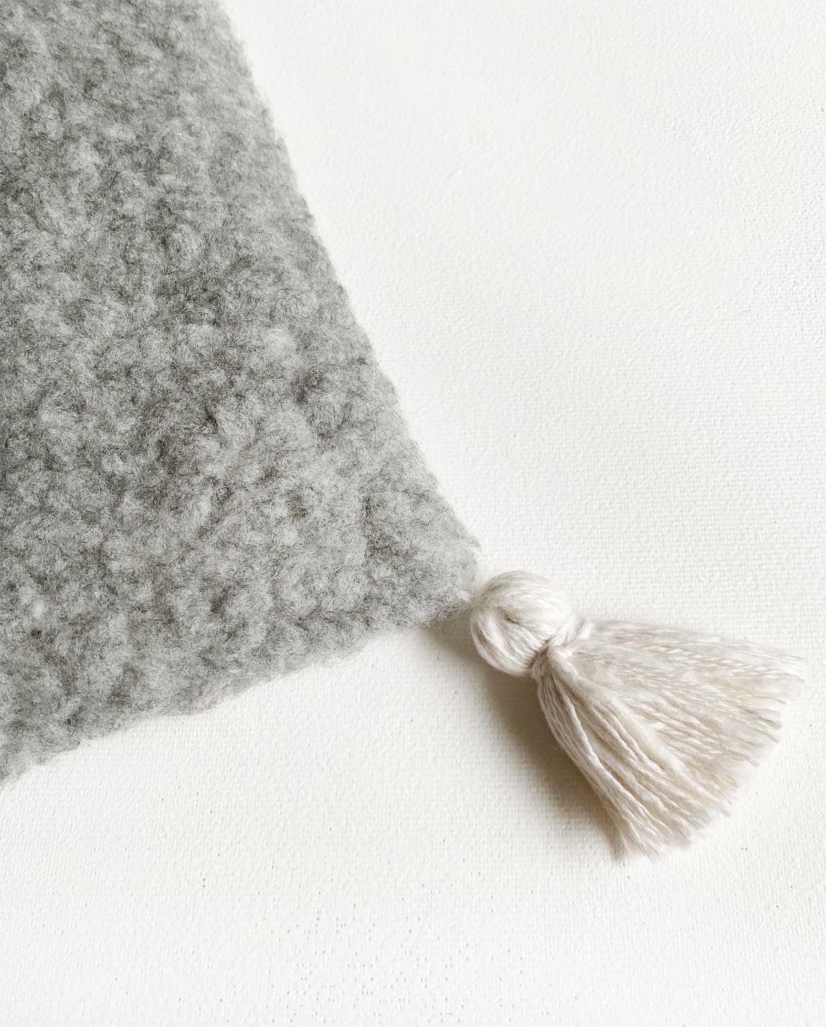 Kirschkernkissen Cozy 'Grey' - The Little One • Family.Concept.Store. 