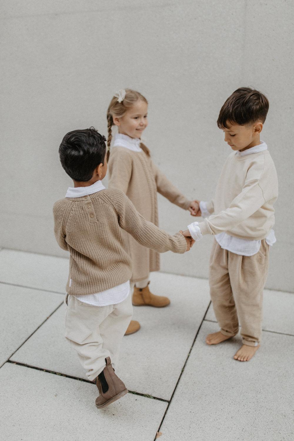 Unisex Cordhose mit Taschen 'Crystal Gray' - The Little One • Family.Concept.Store. 