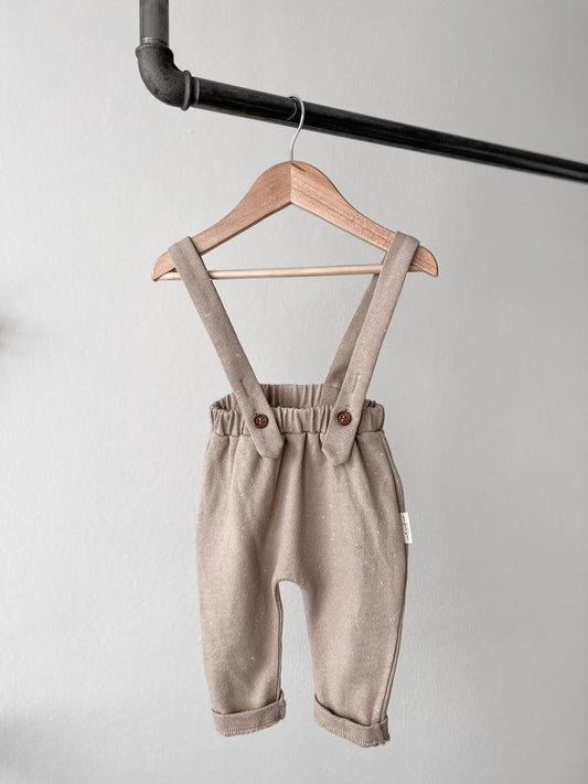 Baumwoll-Latzhose 'Latte' - The Little One • Family.Concept.Store. 