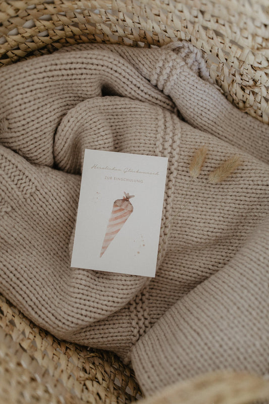 Grußkarte Schultüte 'Herzlichen Glückwunsch zur Einschulung' - The Little One • Family.Concept.Store.